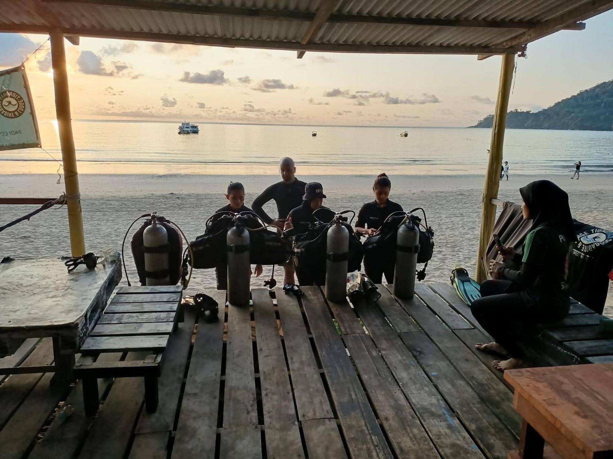 Tiongman Scubadive & Lodge Kampong Juara Kültér fotó